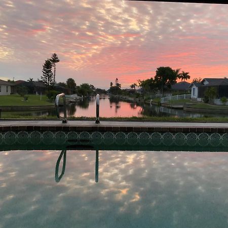 Serenity Waterfront Villa With King Suite, Private Pool, Great Lanai Enclosure And Long Water Views Cape Coral Exteriér fotografie