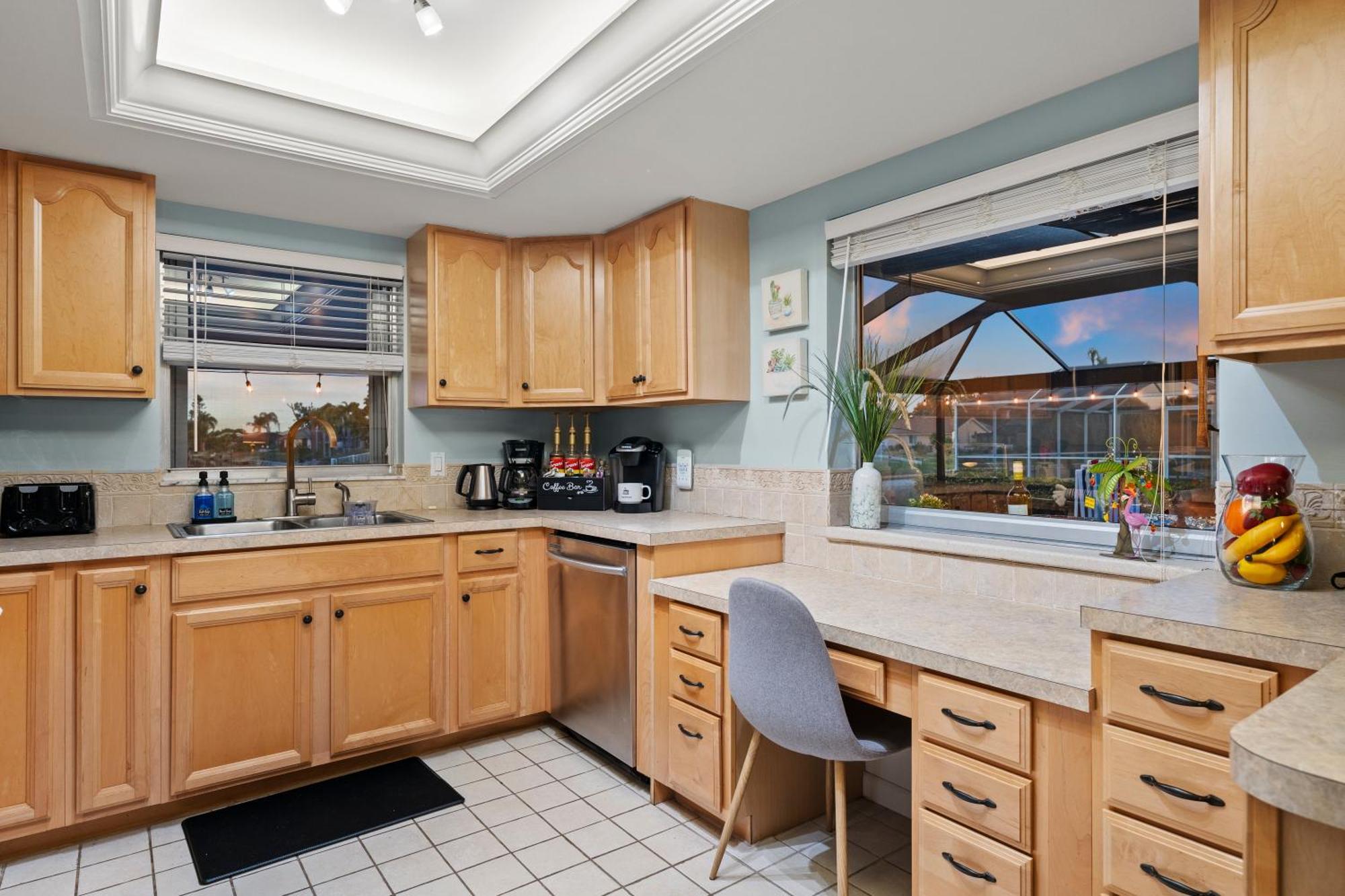Serenity Waterfront Villa With King Suite, Private Pool, Great Lanai Enclosure And Long Water Views Cape Coral Exteriér fotografie