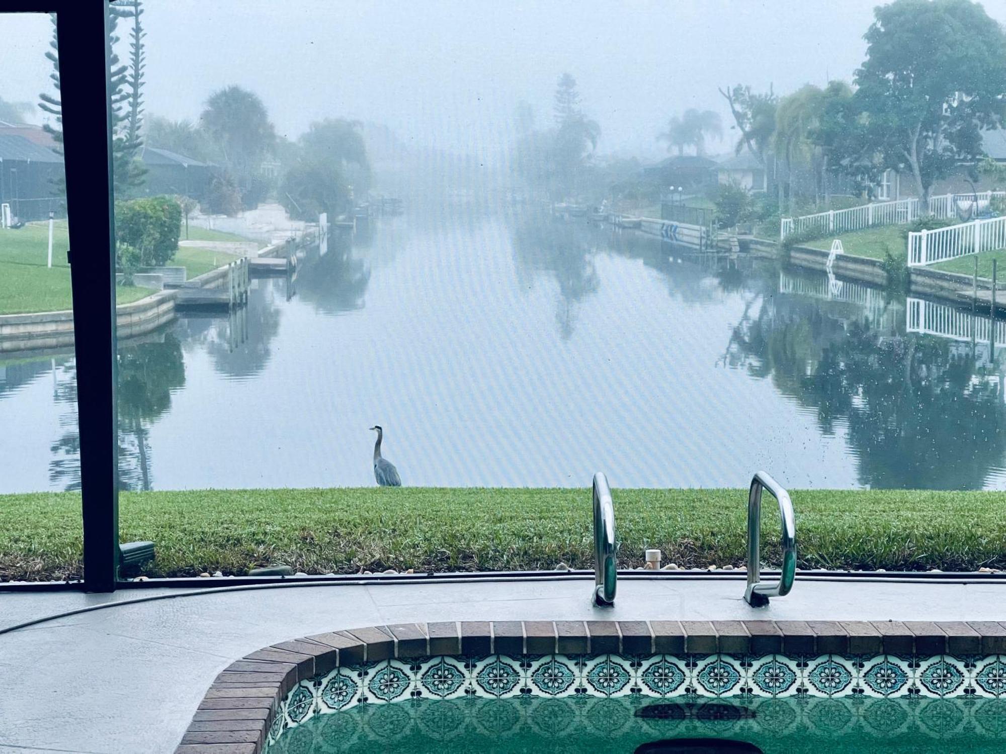 Serenity Waterfront Villa With King Suite, Private Pool, Great Lanai Enclosure And Long Water Views Cape Coral Exteriér fotografie