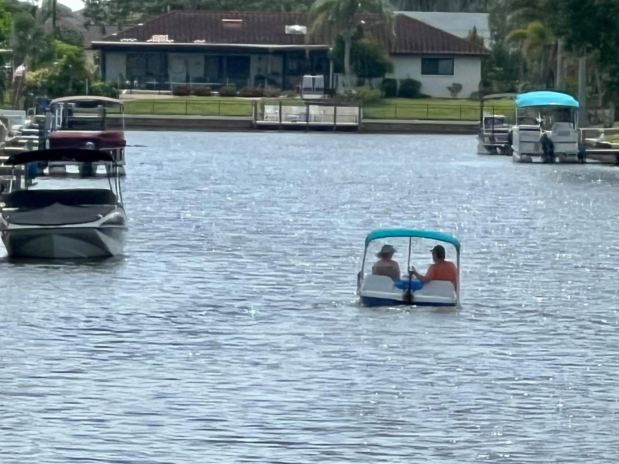 Serenity Waterfront Villa With King Suite, Private Pool, Great Lanai Enclosure And Long Water Views Cape Coral Exteriér fotografie